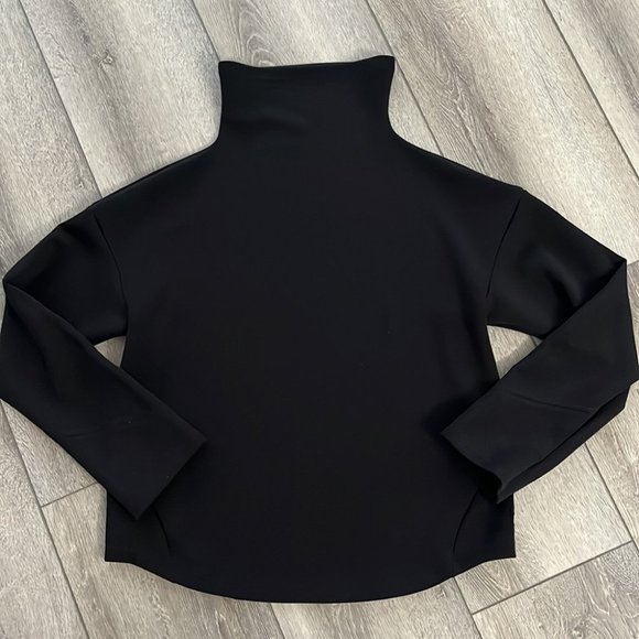 BuffBunny hibernation funnel neck sweater size L - Picture 3 of 4